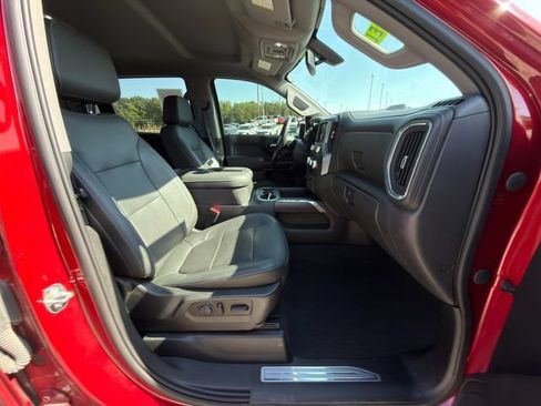 Used 2021 GMC Sierra 1500 SLT w/ SLT Premium Package AWD/4WD image 9