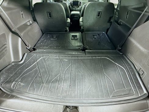 Used 2023 Chevrolet Traverse LT w/ LPO, Cargo Package image 34