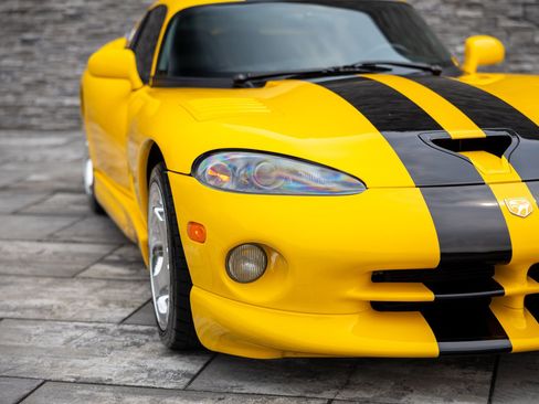 Used 2001 Dodge Viper GTS RWD image 11