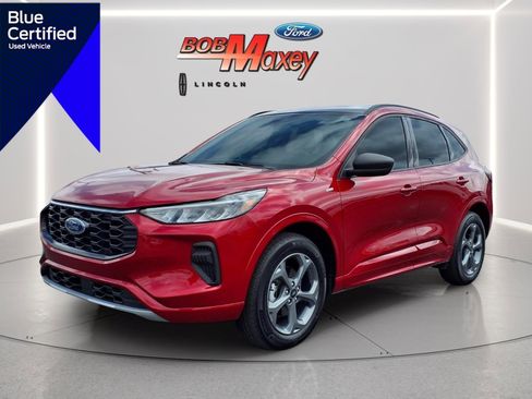 Used 2024 Ford Escape ST-Line w/ Tech Pack #1 AWD/4WD image 1