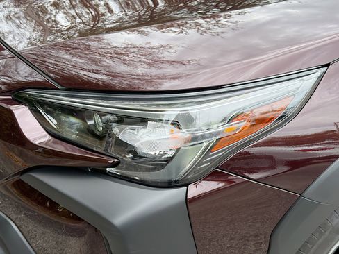 Certified 2025 Subaru Outback Touring XT image 9