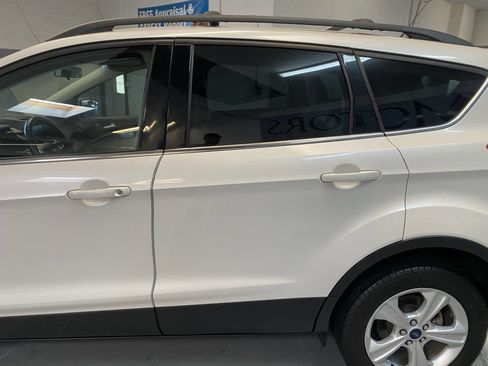 Used 2016 Ford Escape SE w/ SE Leather Comfort Package image 14