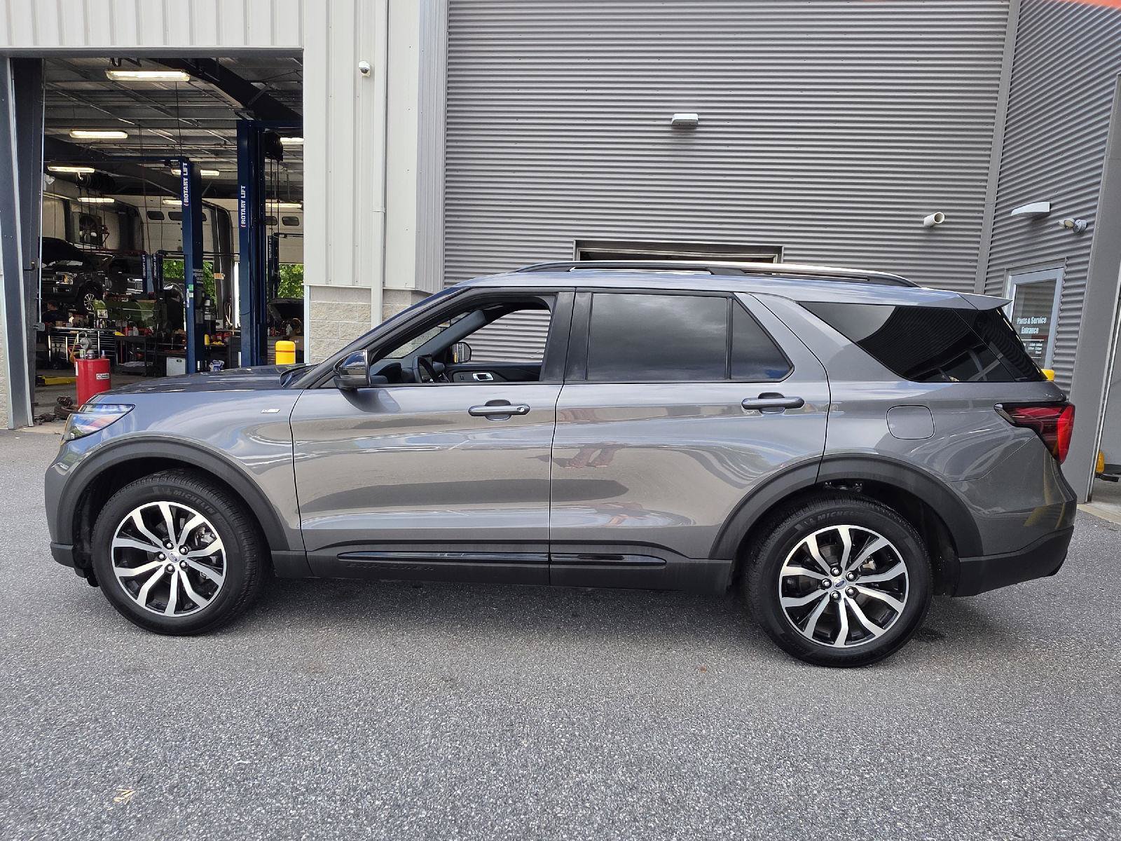 Certified 2026 Ford Explorer ST-Line AWD/4WD image 7