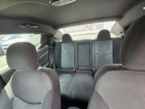 Used 2013 Dodge Avenger SE FWD image 21