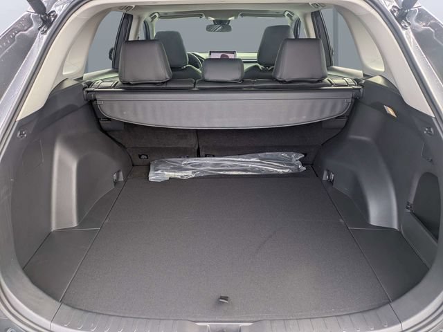 Used 2025 Toyota RAV4 XLE w/ Convenience Package FWD image 12