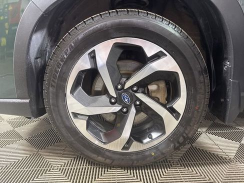 Used 2024 Subaru Forester Touring image 10