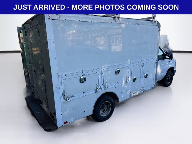 Used 2016 Ford E-350 and Econoline 350 Super Duty w/ Power Windows & Locks Group RWD image 6