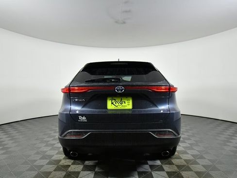 Used 2024 Toyota Venza LE image 12