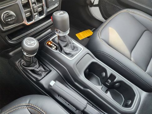 New 2026 Jeep Wrangler Unlimited Sahara image 28