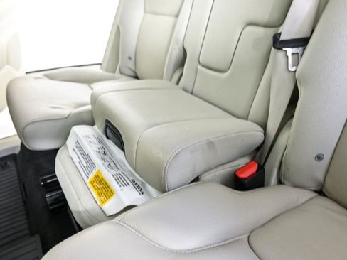Certified 2023 Volvo XC90 B6 Plus AWD/4WD image 24