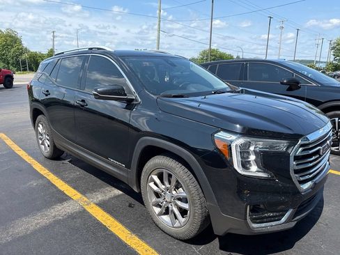 Used 2022 GMC Terrain SLT AWD/4WD image 3
