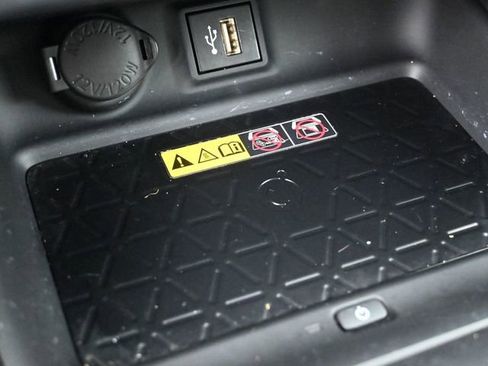 Certified 2024 Toyota RAV4 XLE Premium image 30