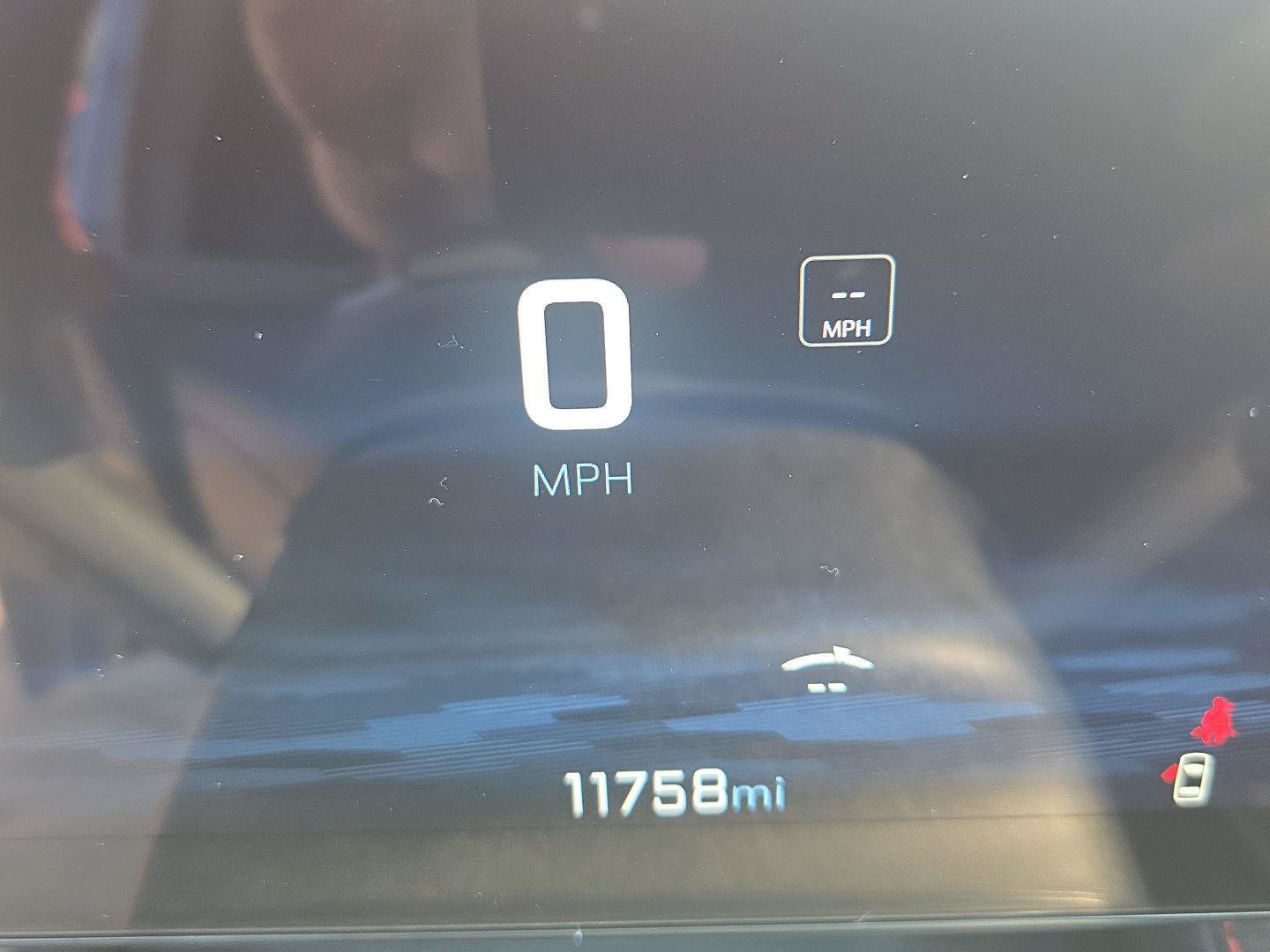 Used 2025 Chevrolet Equinox RS w/ Safety and Technology Package FWD image 30