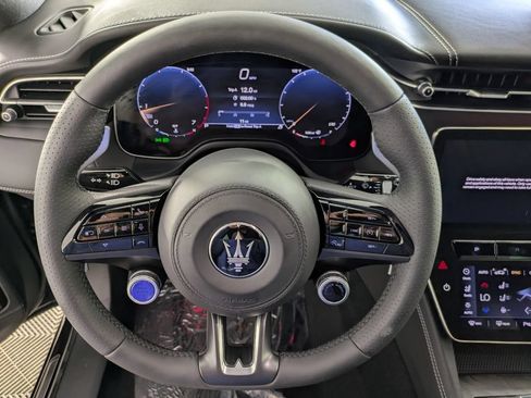 New 2025 Maserati Grecale GT AWD/4WD image 18