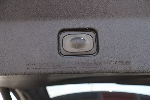Used 2018 Ford Explorer Limited FWD image 18