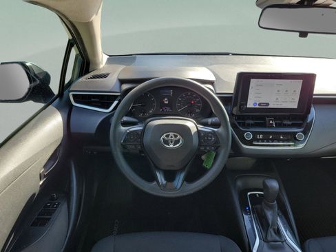Used 2023 Toyota Corolla LE image 21