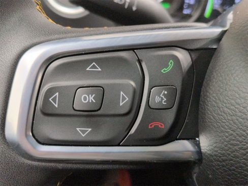 Used 2025 Jeep Wrangler Sahara w/ Safety Group image 25