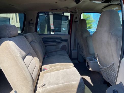 Used 2002 Ford Excursion XLT RWD image 28