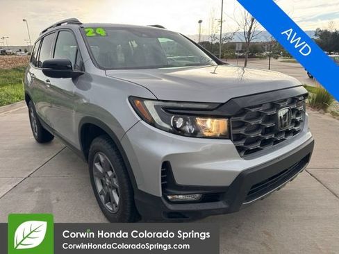 Used 2024 Honda Passport TrailSport image 1