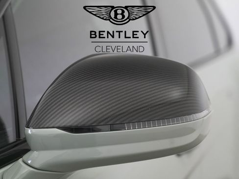 Used 2023 Bentley Bentayga Speed image 12