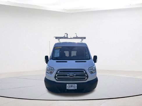 Used 2018 Ford Transit 150 XLT image 2