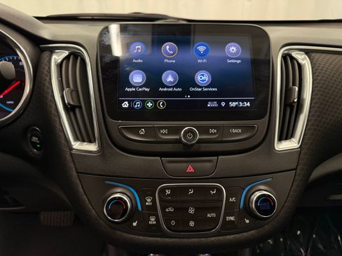 Used 2019 Chevrolet Malibu LT image 14