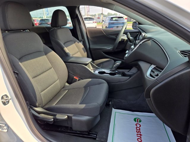 Used 2023 Chevrolet Malibu LS w/ Driver Confidence Package FWD image 19