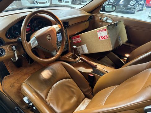 Used 2006 Porsche 911 Carrera 4 AWD/4WD image 22