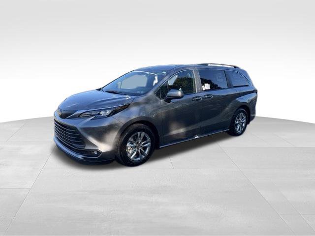 New 2026 Toyota Sienna XLE AWD/4WD 360° Tour
