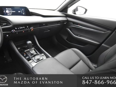 Used 2025 MAZDA MAZDA3 s image 24