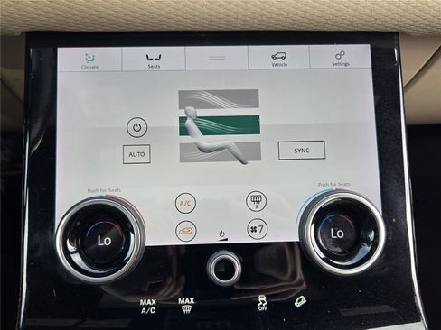 Used 2019 Land Rover Range Rover Velar S AWD/4WD image 18