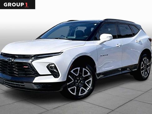 Used 2025 Chevrolet Blazer RS w/ Driver Confidence II Package image 1