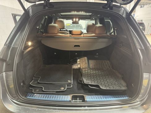Used 2025 Mercedes-Benz GLE 450e 4MATIC image 14