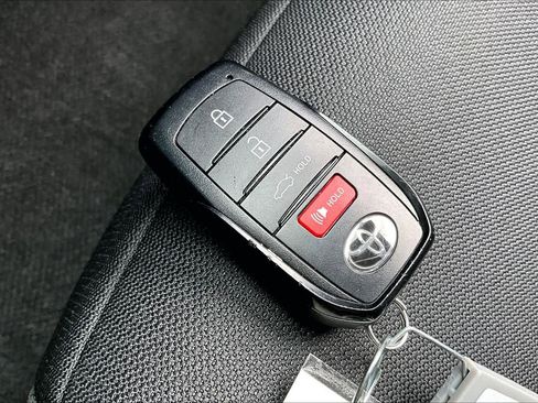 Certified 2025 Toyota Corolla LE image 12