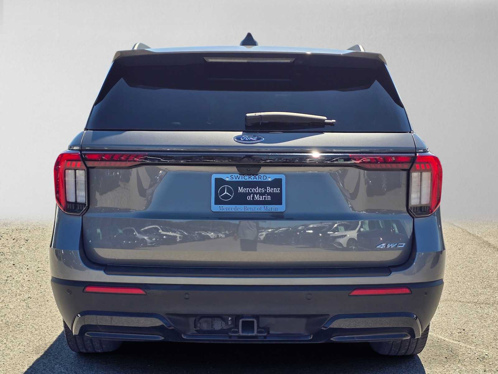 Used 2025 Ford Explorer ST-Line w/ Premium Package AWD/4WD image 4
