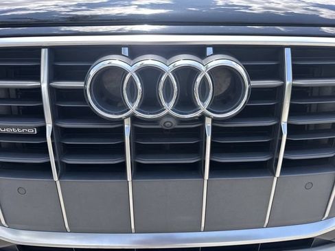 Used 2021 Audi Q7 3.0T Premium Plus w/ Premium Plus Package AWD/4WD image 10