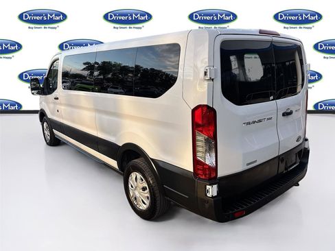 Used 2023 Ford Transit 350 XLT image 5