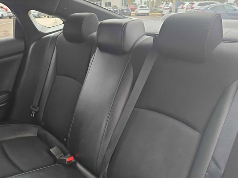 Used 2020 Honda Civic Sport image 24