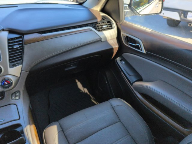 Used 2020 GMC Yukon Denali w/ Open Road Package RWD image 16