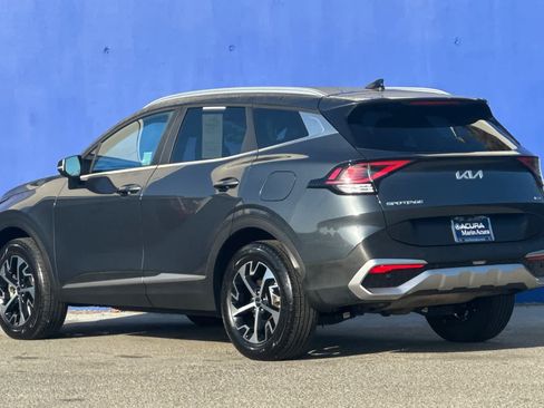 Used 2025 Kia Sportage EX image 5
