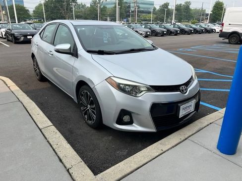 Used 2015 Toyota Corolla S FWD image 2