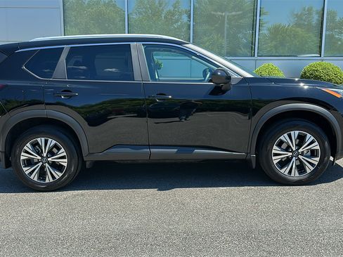 Used 2023 Nissan Rogue SV w/ SV Premium B Package AWD/4WD image 27