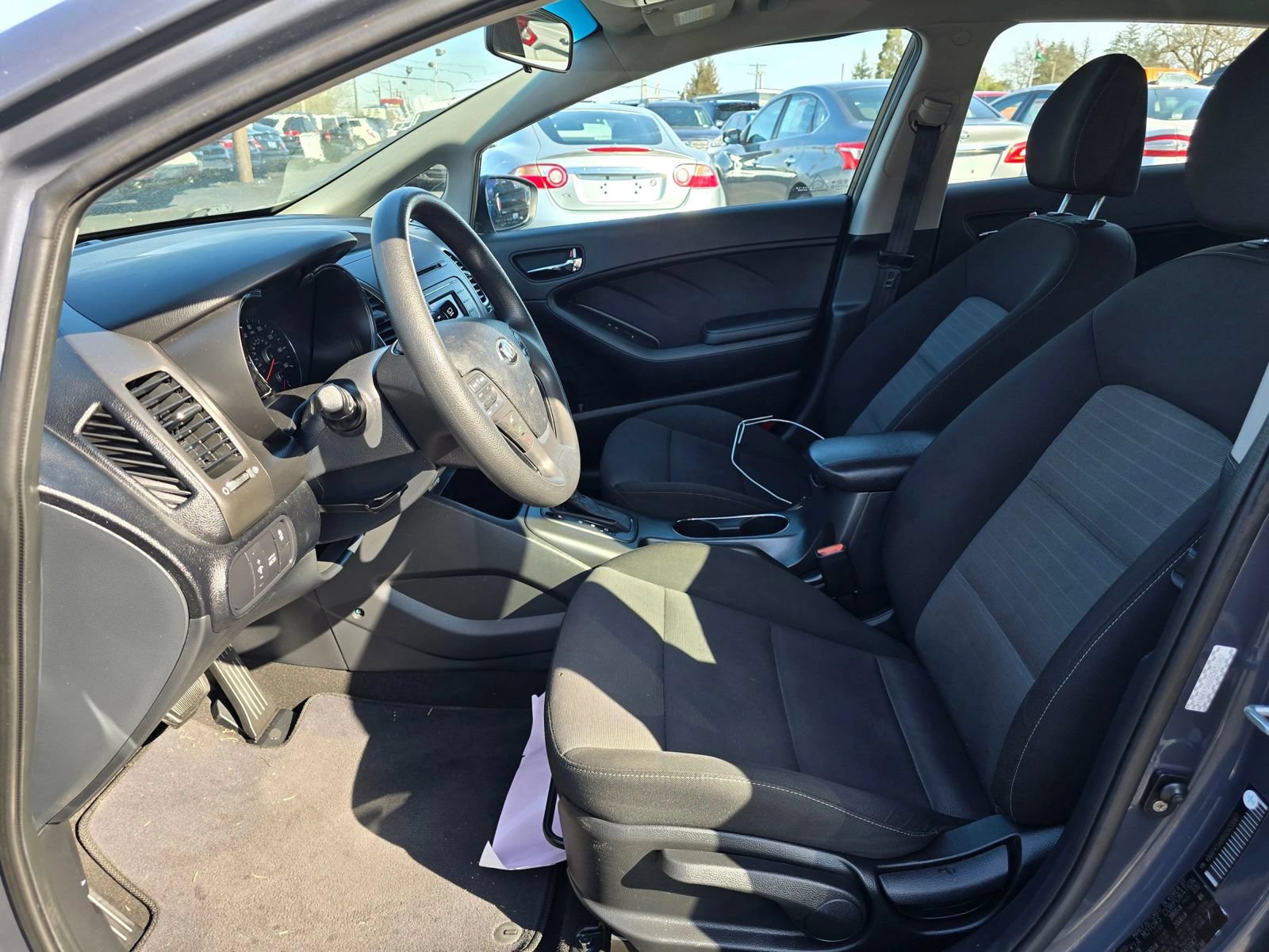 Used 2016 Kia Forte LX FWD image 19