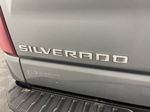 Used 2020 Chevrolet Silverado 1500 LT image 3