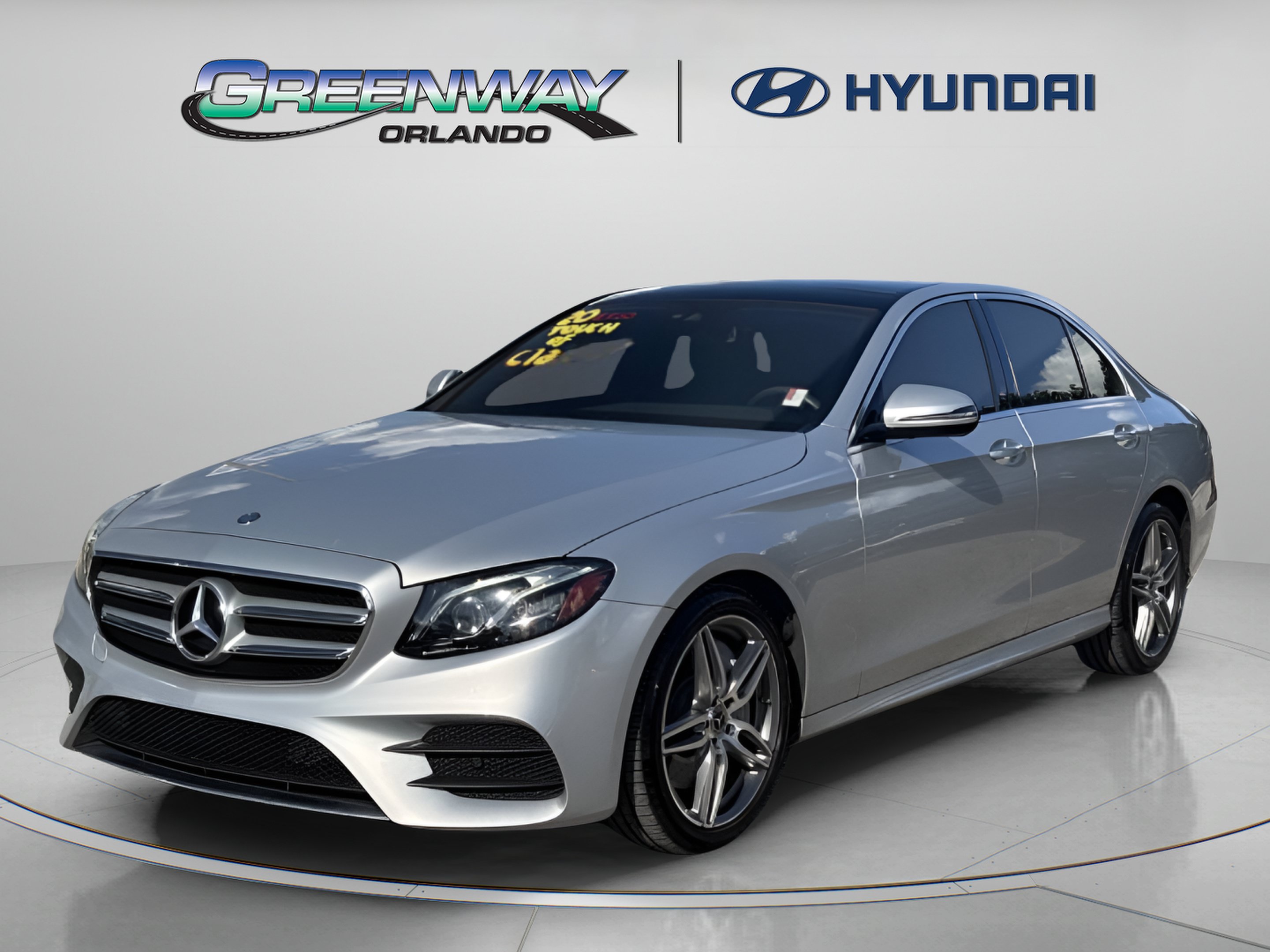 Used 2020 Mercedes-Benz E 350 4MATIC Sedan image 3
