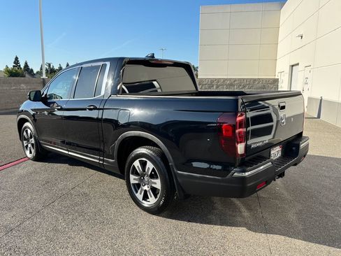 Used 2017 Honda Ridgeline RTL-T image 7