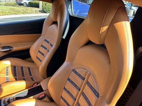 Used 2017 Ferrari 488 Spider image 31