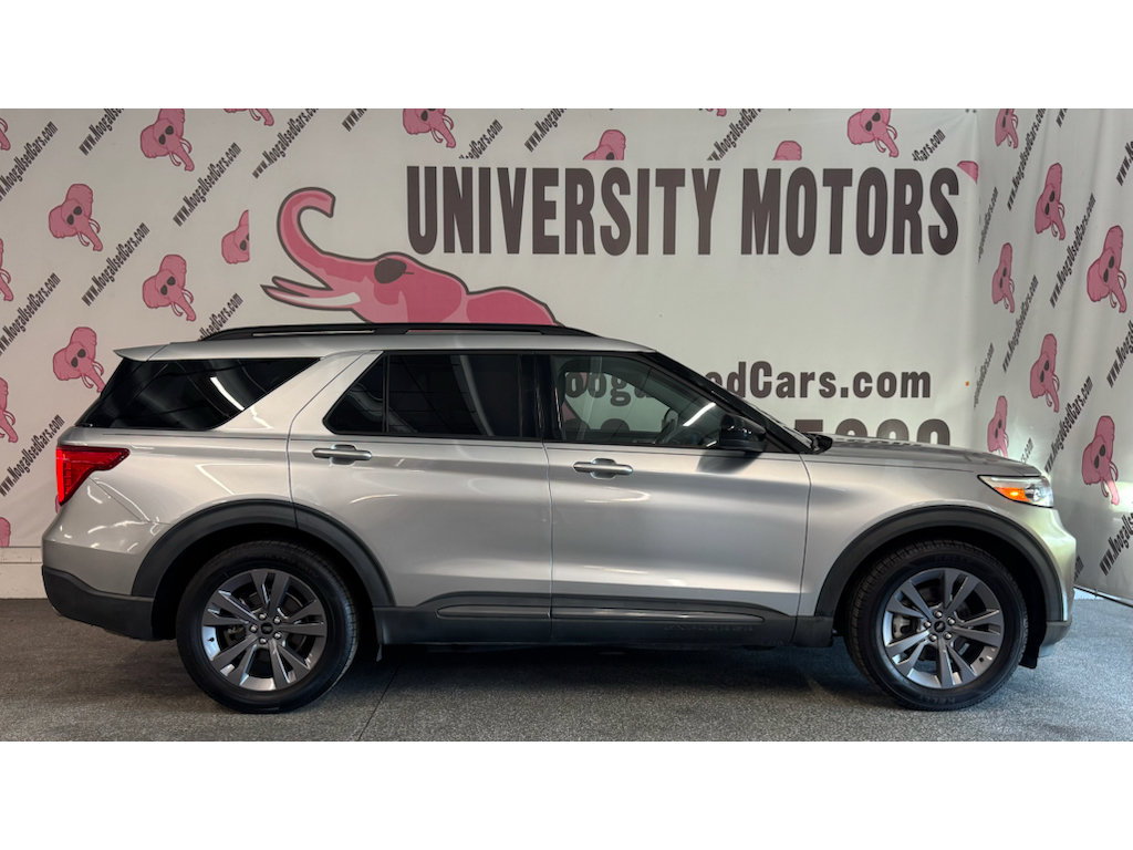 Used 2022 Ford Explorer XLT w/ Equipment Group 202A RWD image 9