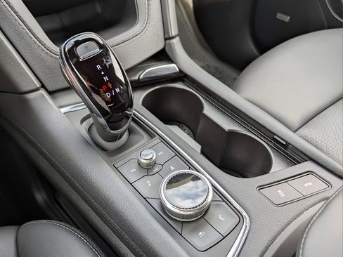 Certified 2024 Cadillac XT5 Premium Luxury image 16