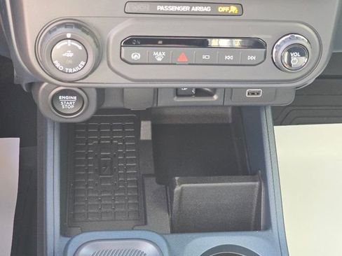 New 2025 Ford Maverick Lobo AWD/4WD image 25